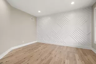 9430 Iris Dr, Saint John, IN 46373 - Photo 7