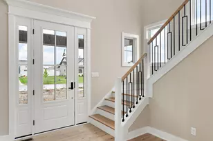 9430 Iris Dr, Saint John, IN 46373 - Photo 3