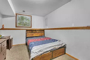 12203 Duttlinger Ln, Wheatfield, IN 46392 - Photo 19