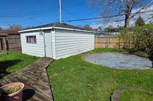 7529 Maryland Ave, Hammond, IN 46323 - Photo 15
