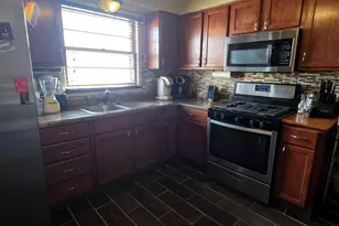 7529 Maryland Ave, Hammond, IN 46323 - Photo 5