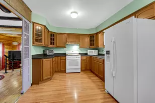 2391 Jacqueline St, Portage, IN 46368 - Photo 7