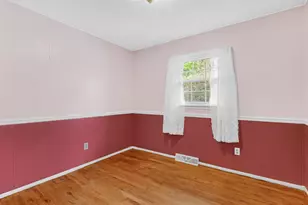 2391 Jacqueline St, Portage, IN 46368 - Photo 13
