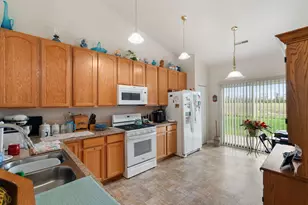 7619 E 112th Ave, Crown Point, IN 46307 - Photo 7