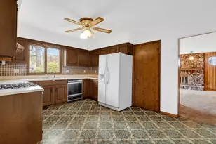 3009 Kimberly St, Portage, IN 46368 - Photo 9