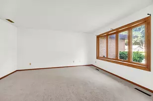 3009 Kimberly St, Portage, IN 46368 - Photo 5