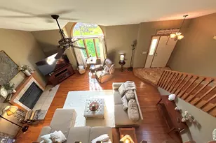 10009 Delmar St, Saint John, IN 46373 - Photo 7