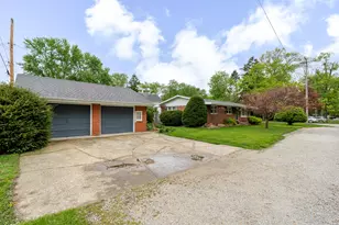 401 S 15th St, Chesterton, IN 46304 - Photo 31