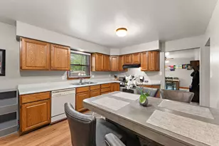 3198 May St, Portage, IN 46368 - Photo 9
