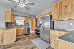 2736 Ross St, Highland, IN 46322 - Photo 11