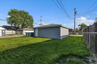 2736 Ross St, Highland, IN 46322 - Photo 27