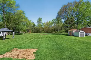 4026 W 61st Ave, Hobart, IN 46342 - Photo 23