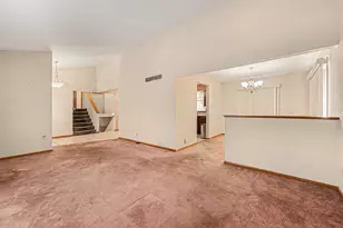 2423 Marshall Pl, Gary, IN 46404 - Photo 7