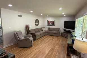 1243 Dogwood Dr, Chesterton, IN 46304 - Photo 3