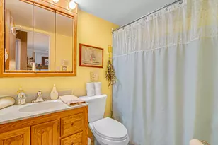 738 E 11th St, Hobart, IN 46342 - Photo 11