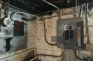 701 Tyler St, Gary, IN 46402 - Photo 31