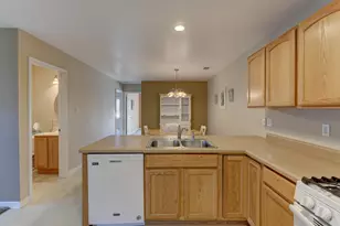 307 Deertrail Ln, Schererville, IN 46375 - Photo 9