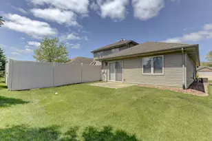 307 Deertrail Ln, Schererville, IN 46375 - Photo 5