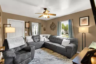 302 Rockwood St, La Porte, IN 46350 - Photo 9