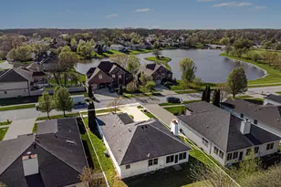 1040 Stillwater Pkwy, Crown Point, IN 46307 - Photo 11
