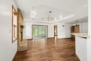 1040 Stillwater Pkwy, Crown Point, IN 46307 - Photo 19
