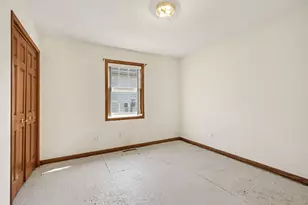 1040 Stillwater Pkwy, Crown Point, IN 46307 - Photo 25