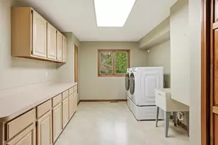 732 Royal Dublin Ln, Dyer, IN 46311 - Photo 25