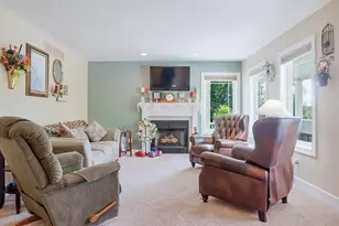 1270 E Greenview Pl, Crown Point, IN 46307 - Photo 13