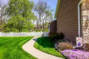 1270 E Greenview Pl, Crown Point, IN 46307 - Photo 41