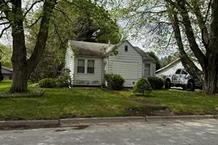 1308 Greenway St, La Porte, IN 46350 - Photo 3