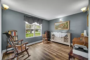 35 Oak Hollow Ct, Valparaiso, IN 46383 - Photo 7