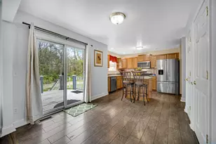 35 Oak Hollow Ct, Valparaiso, IN 46383 - Photo 11