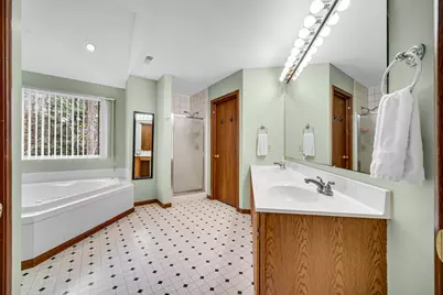 35 Oak Hollow Court, Valparaiso, IN 46383 - Photo 15