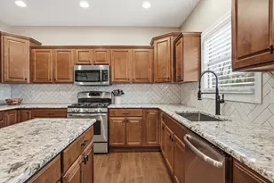 12794 Connecticut St, Crown Point, IN 46307 - Photo 11
