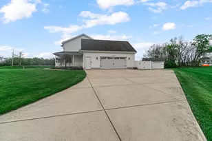 15290 Clark St, Crown Point, IN 46307 - Photo 41