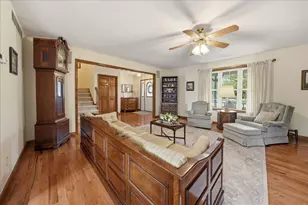 2105 Shadowood Ct, Valparaiso, IN 46383 - Photo 9