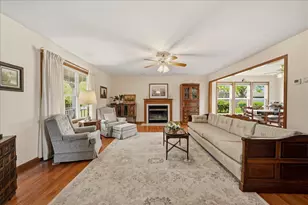 2105 Shadowood Ct, Valparaiso, IN 46383 - Photo 7