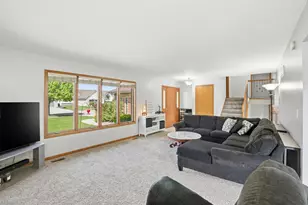 6587 Arrowhead Dr, Schererville, IN 46375 - Photo 5