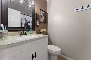 502 Killarney Ln, Valparaiso, IN 46385 - Photo 11