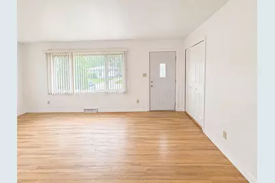 419 E 48th Place, Gary, IN 46409 - Photo 7