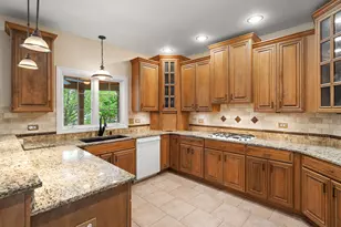 9917 Tanglewood Ct, Munster, IN 46321 - Photo 19