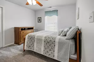 200 Polly Ln, Hobart, IN 46342 - Photo 11