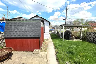 1173 Tyler St, Gary, IN 46407 - Photo 35