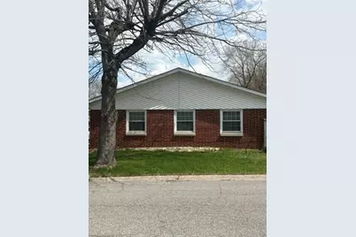 8201 Hickory Avenue, Gary, IN 46403 - Photo 9