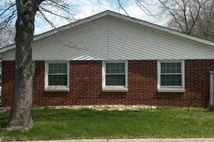 8201 Hickory Ave, Gary, IN 46403 - Photo 9