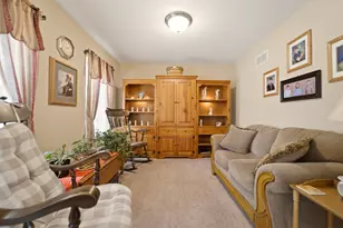 302 E 130th Ln, Crown Point, IN 46307 - Photo 3