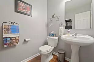 302 E 130th Ln, Crown Point, IN 46307 - Photo 15