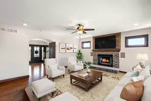 2800 W 133rd Ln, Crown Point, IN 46307 - Photo 9