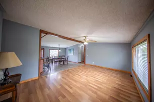 141 W 900 N, Chesterton, IN 46304 - Photo 5