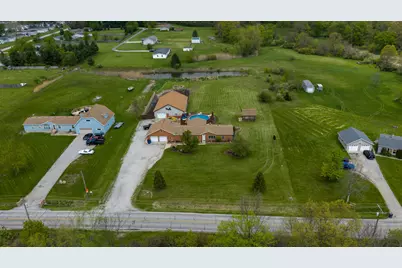 141 W 900 N, Chesterton, IN 46304 - Photo 1